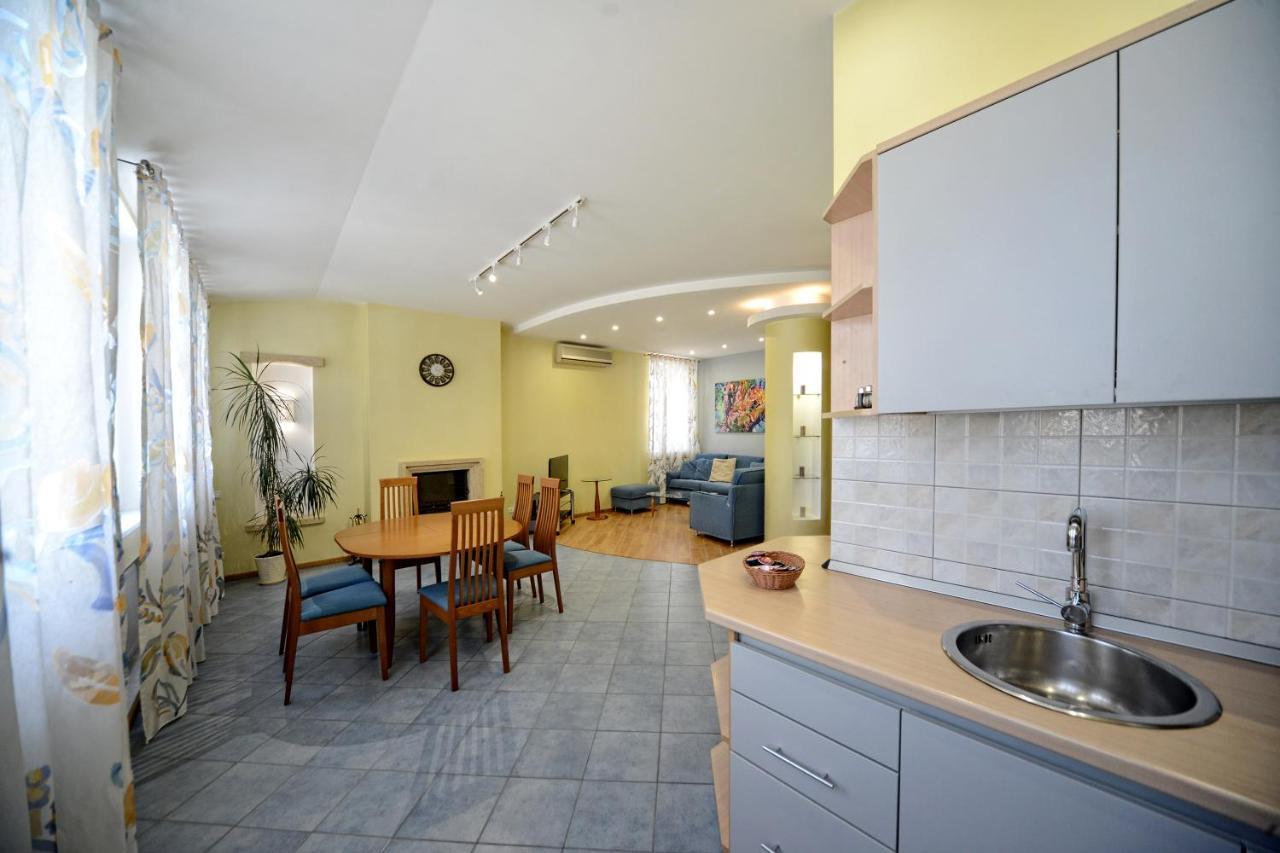 Artol Sophia Apartment Киев Экстерьер фото